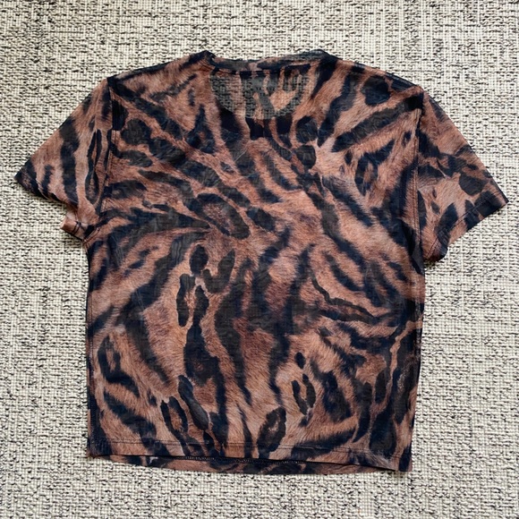 Sunday Best Dixie Sheer Tee - Picture 2 of 3